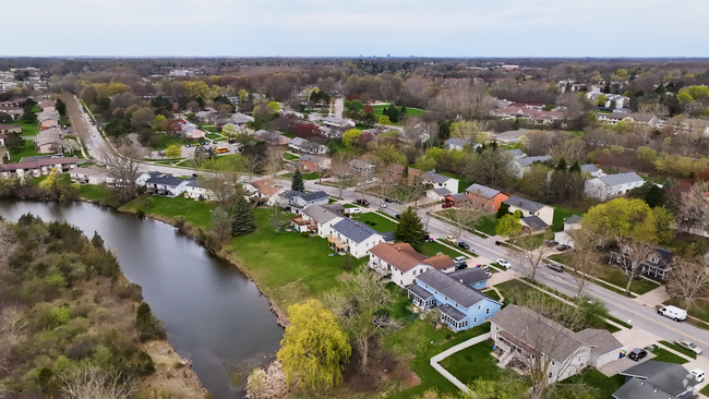 East Paris, Kentwood